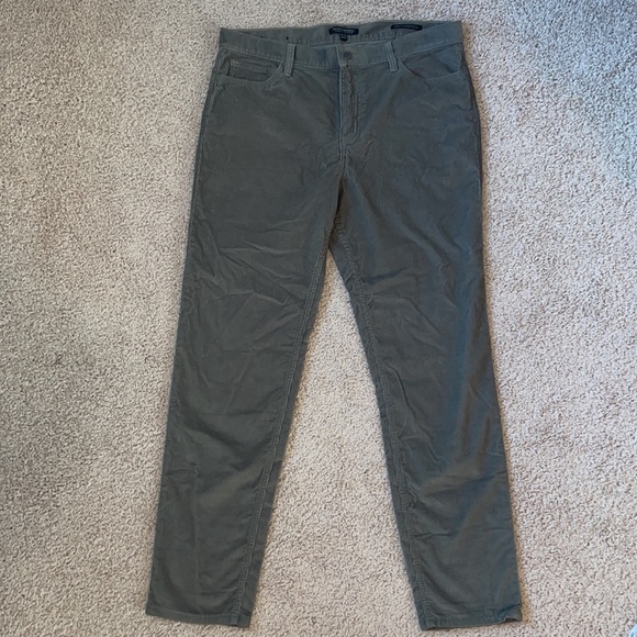 💚Banana Republic Mens Athletic Tapered Fit 35 x32 - Picture 2 of 10